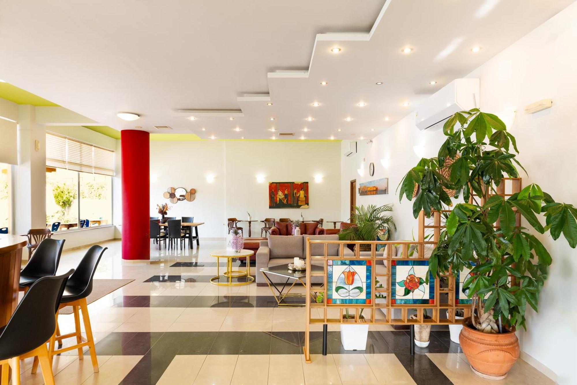 Pegasus Hotel Stalos Bagian luar foto