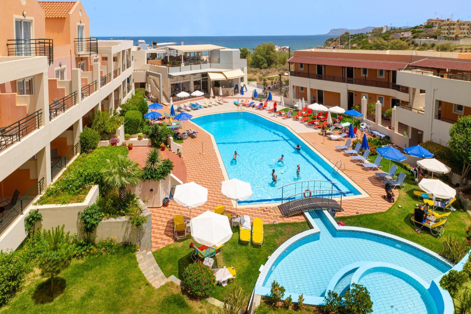Pegasus Hotel Stalos Bagian luar foto