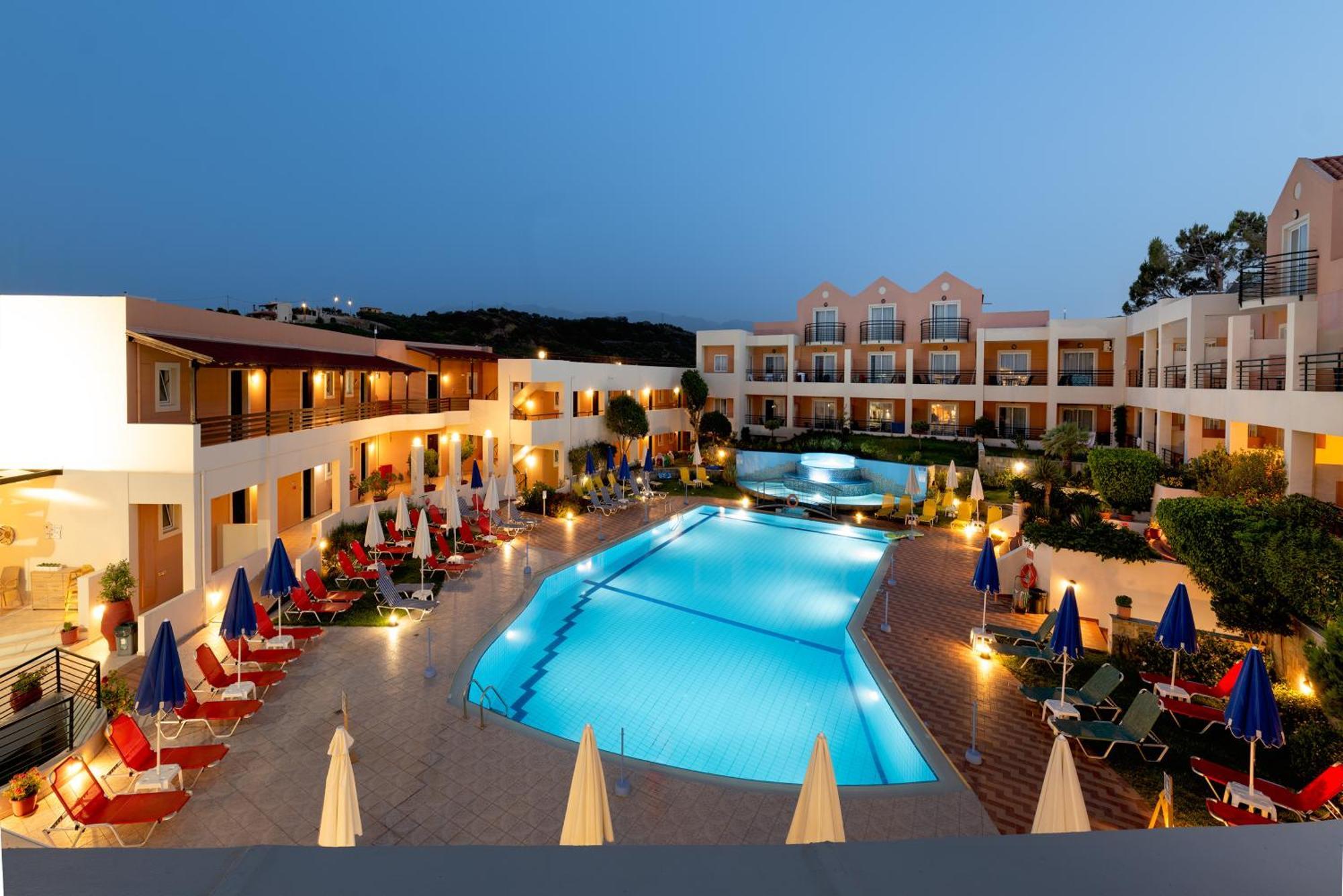 Pegasus Hotel Stalos Bagian luar foto